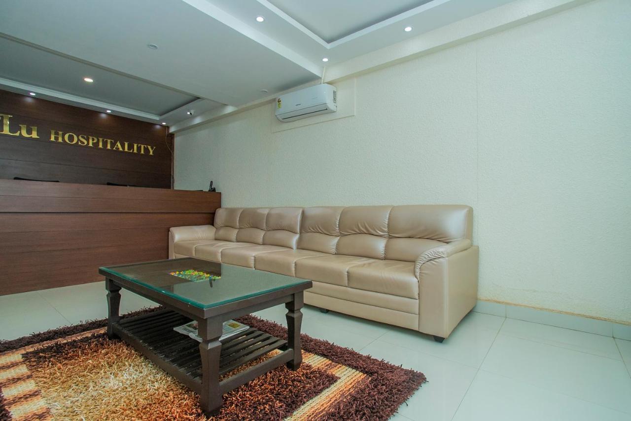Hotel Oyo 4797 Lulu Hospitality Yelahanka Exterior foto