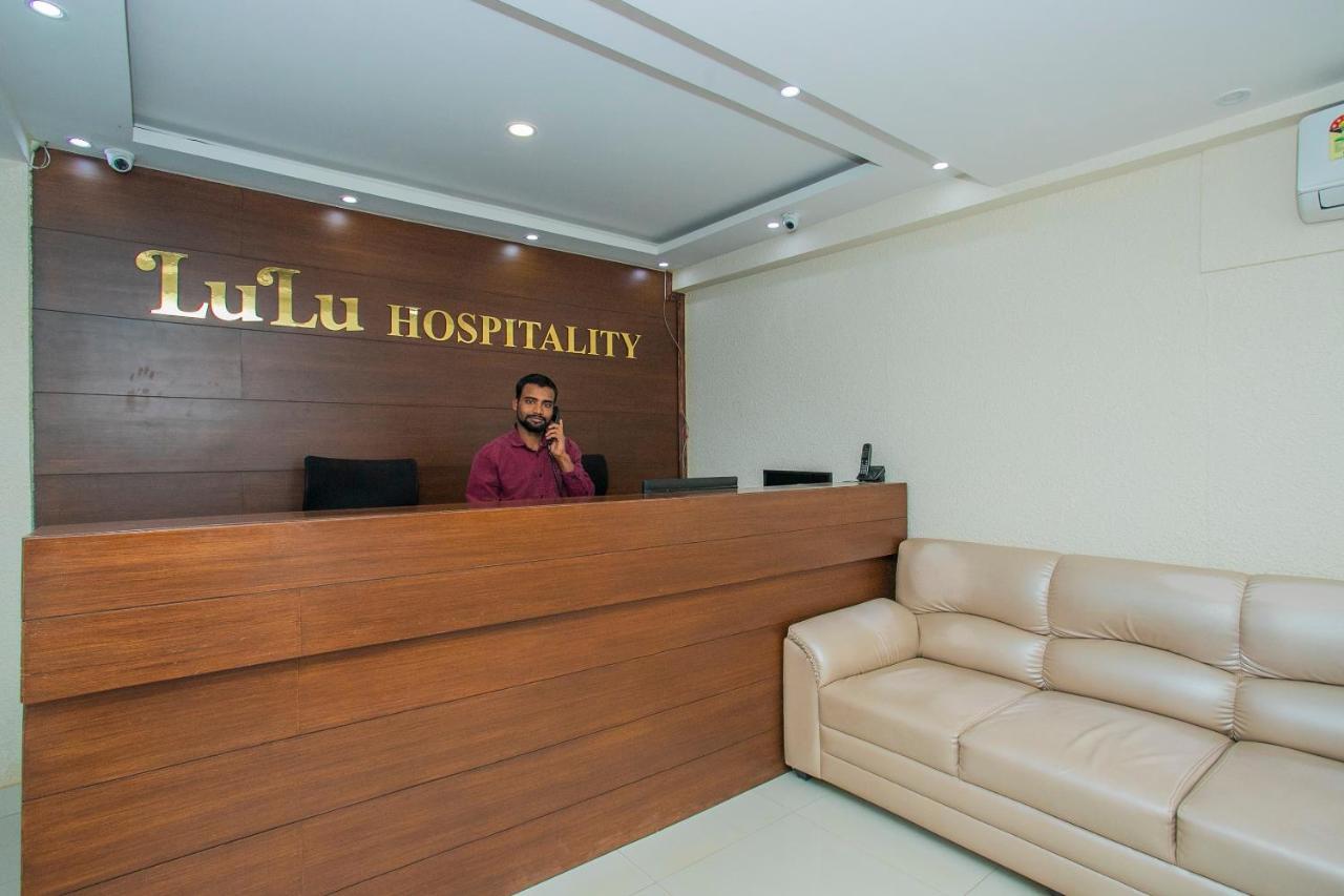 Hotel Oyo 4797 Lulu Hospitality Yelahanka Exterior foto